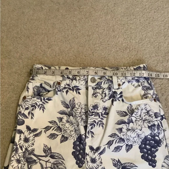 Reformation Jeans Cynthia Toile High Rise Straight White & Blue Size 27/4 small - Picture 4 of 13